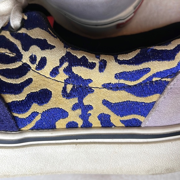 Vans Comfy Cush Unisex Sneaker Metallic/Suede M8/W9.5 - Picture 4 of 16